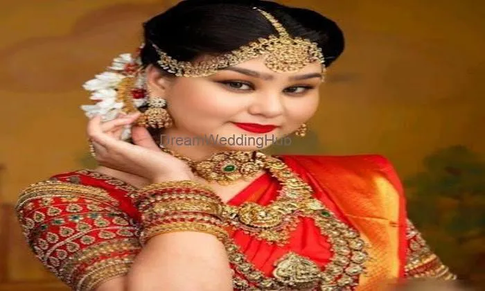 Vaishnavi Mekup Studio