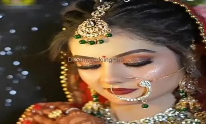 Vandana Beauty Parlour