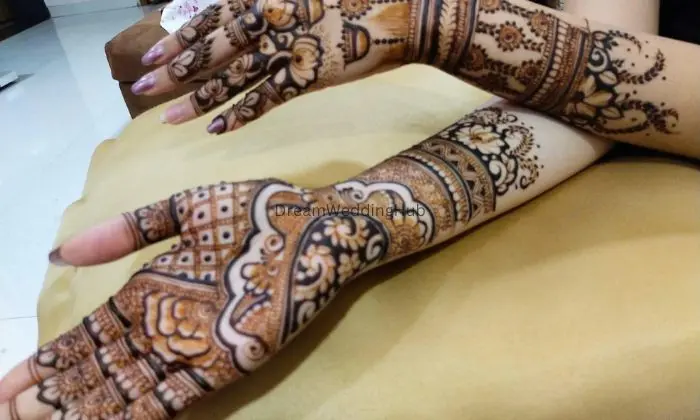 Vandana's Mehandi & Makeup Artist