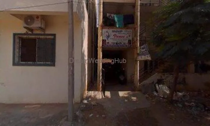 Vani's Herbal Beauty Parlour & Training Institute