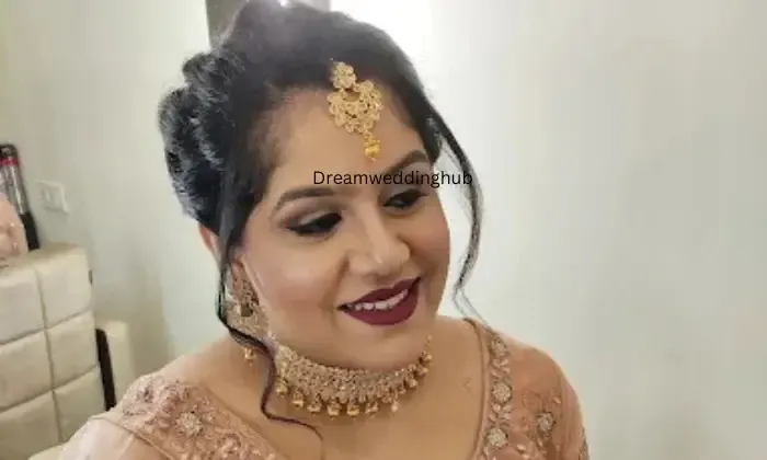 Vanyas Bridal Studio And Beauty