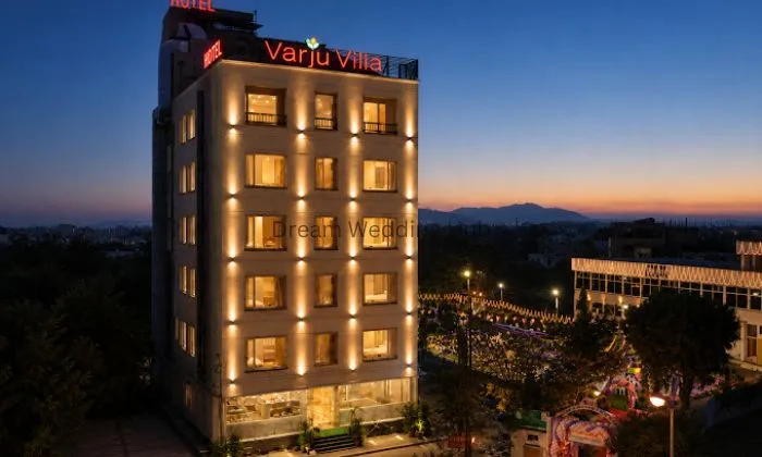 Varju Villa