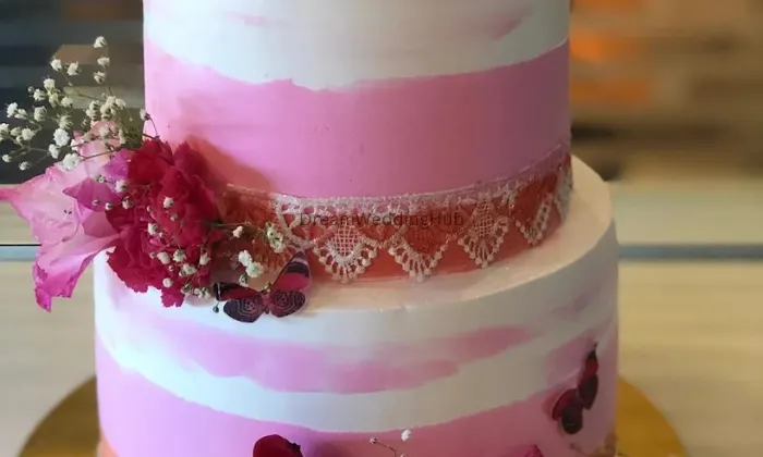 Varshis Cake Corner