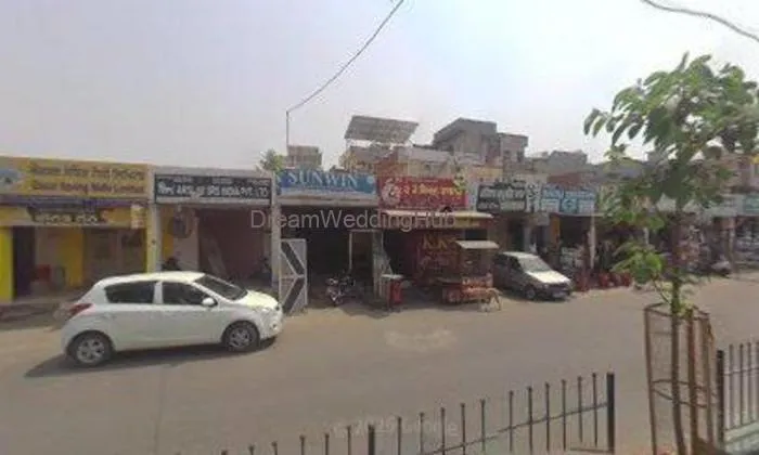Varun Caters