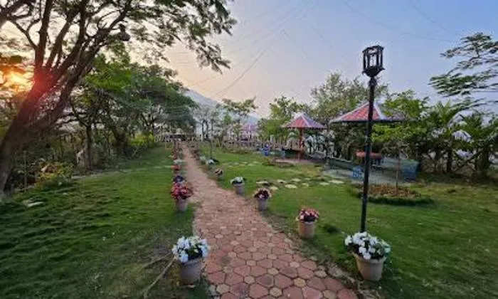 Vedi Farm A Mountain Resort-best Resort Near Mahabaleshwar Pune Satara Road Hill View Resort Hotel Near Satara Panchgani