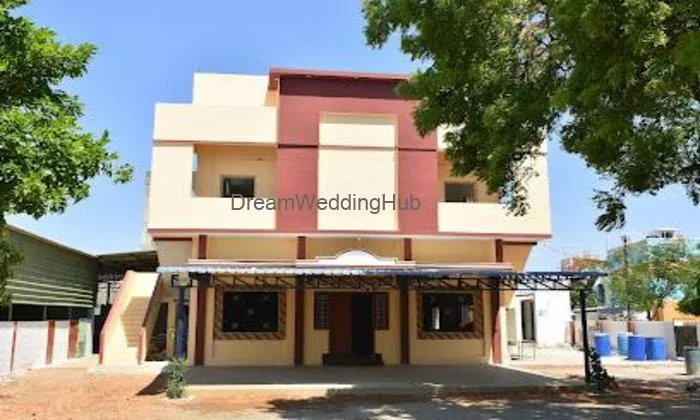 Vetri Vinayagar Thanga Mahal.