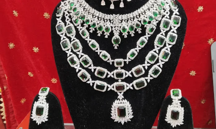 Vheera Jewels