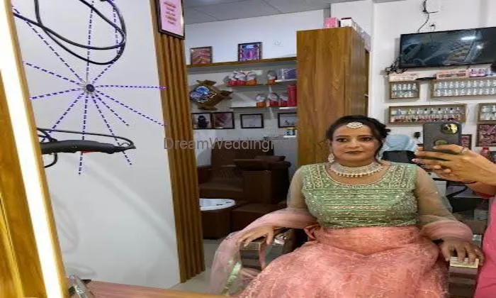 Vibe Glow Makeup Studio