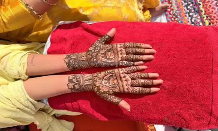 Vinayak Bridal Mehandi Art