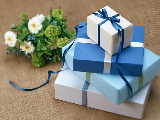 Vinayak Gift Centre