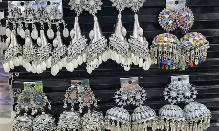 Vinayak Jewellery