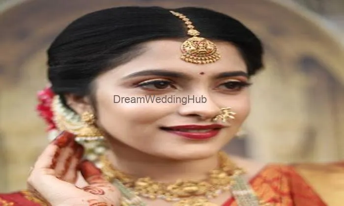 Vinitha Professional Makeup Artist