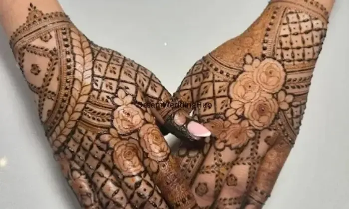 Vinod Mehandi Art