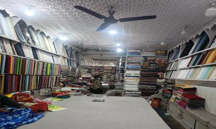 Vinod Vastra Bhandar