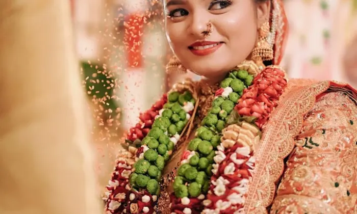 Vishnu Priya Photo Studio And Video