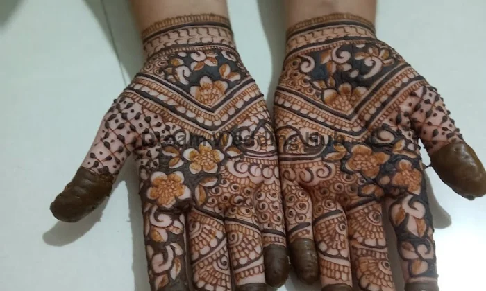Vishnuba Mehndi Artist