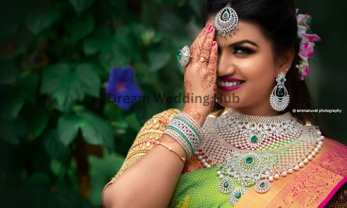 Vivacious Bridal Studio Vivacious Bridal Studio