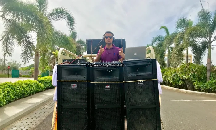 Vm Dj
