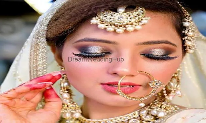 Waves Salon & Academy | Luxury Salon | Hair Treatment | Bridal Makeup Studio Greater Noida | Best Salon Greater Noida