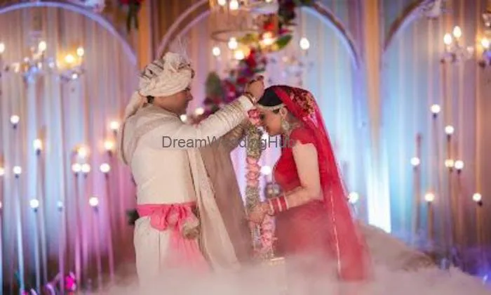 Wedding By Frames
