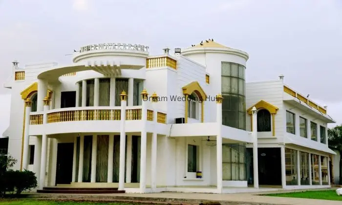 White House Resort
