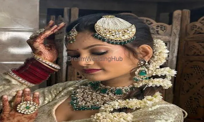 Women's Pride Makeup Studio