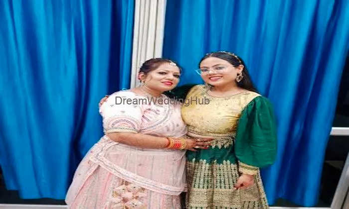 Women's World Beauty Salon