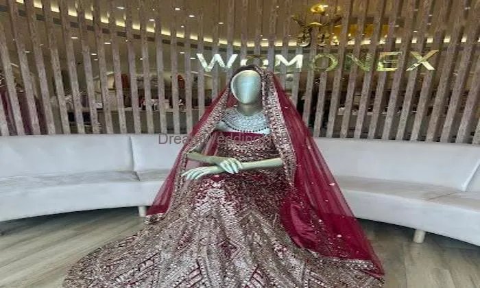 Womonex