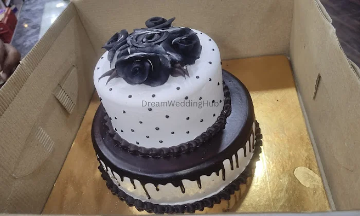 Yaadgar Sweets & Bakers