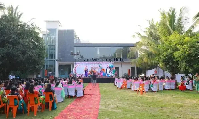 Yashaswini Groups