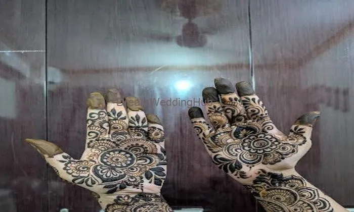 Yasmeen Khan Henna Artist