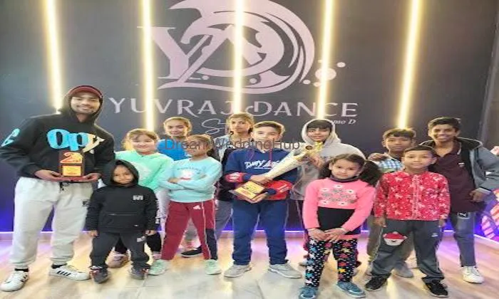Yuvraj Dance Studio || Top Wedding Choreographer In Ludhiana