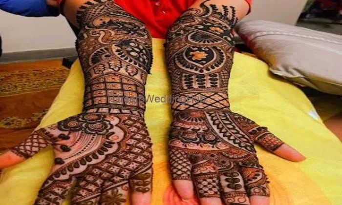 Yuvraj Mehandi Artist | Free Home Service | Best Bridal Mehandi Artist In Bharatpur, Rajasthan
