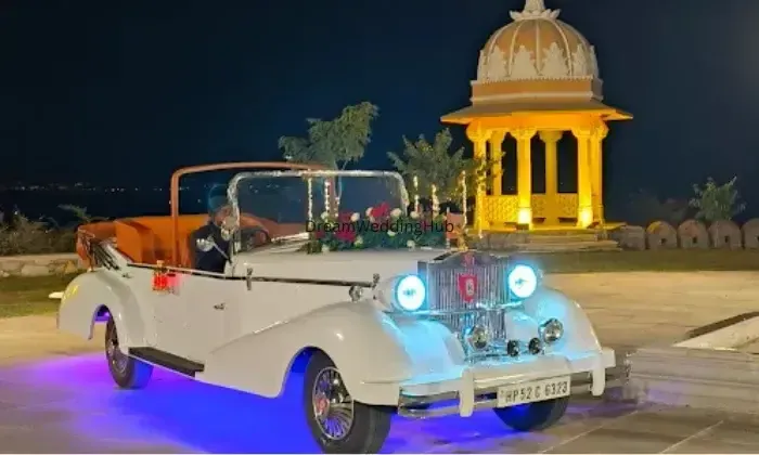 Yuvraj Travels