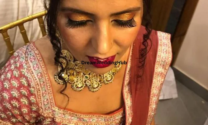 Zi Makeup Studio