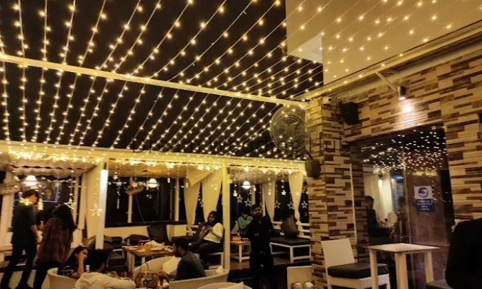 Zucca Lounge Zucca Lounge