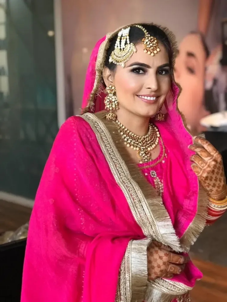Bridal Makeup Artist portfolio by 𝗚𝘂𝘇𝗮𝗹𝗶𝗰 𝗟𝘂𝘅𝘂𝗿𝗶𝗼𝘂𝘀 𝗦𝗮𝗹𝗼𝗻-Best Makeup Artist in Bathinda/Salon/Treatment for Pigmentation/Beauty Academy/Spa Centre in Bathinda - Photo 3