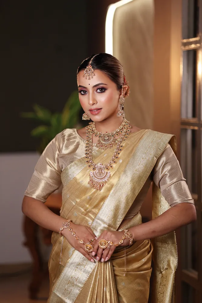 Bridal Makeup Artist portfolio by Sparsh Bridal Studio in Surat - Photo 2 Bridal Makeup Artist portfolio by Sparsh Bridal Studio in Surat - Photo 2